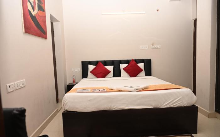 Qube Inn Luxury Hotel Rooms