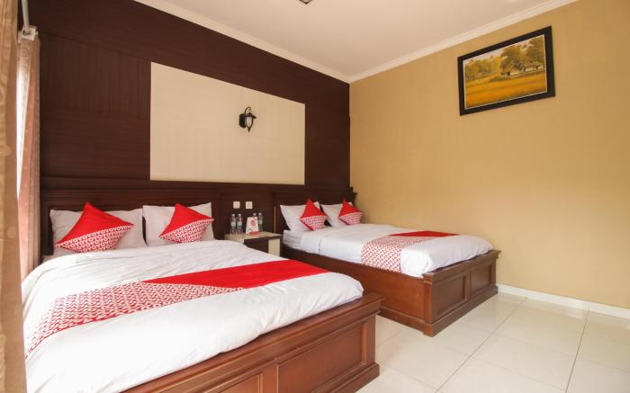 OYO 820 Abad Baru Hotel