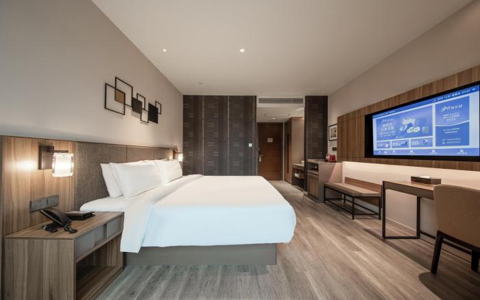 Home Inn Plus Changzhou Dinosaur Park Olympic Sports Center Shimin Plaza Metro Station