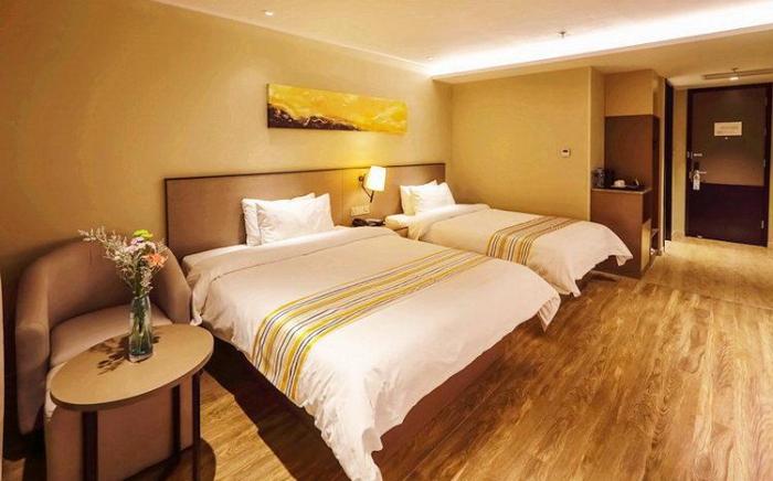 Home Inn Plus Dalian Development Zone Wanda Plaza Jinma Road