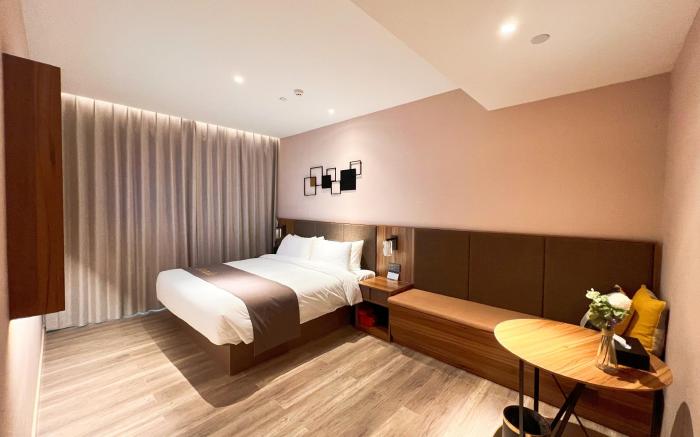 Home Inn Plus Zaozhuang Xuecheng Wanda Plaza High-speed Railway Station