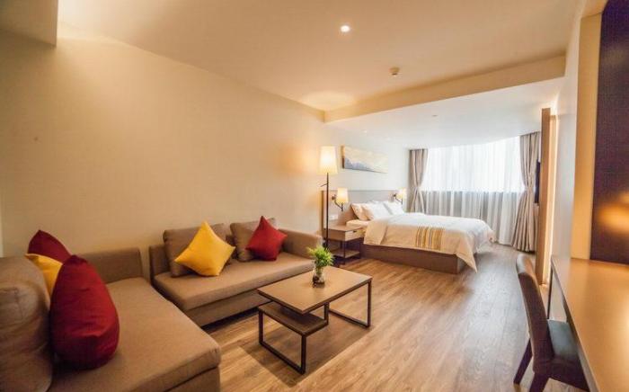 Home Inn Plus Wuxi Railway Station Shenglimen Metro Station