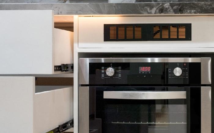 Hidden City Gem | Free Disney Netflix | 2 x 65" TV