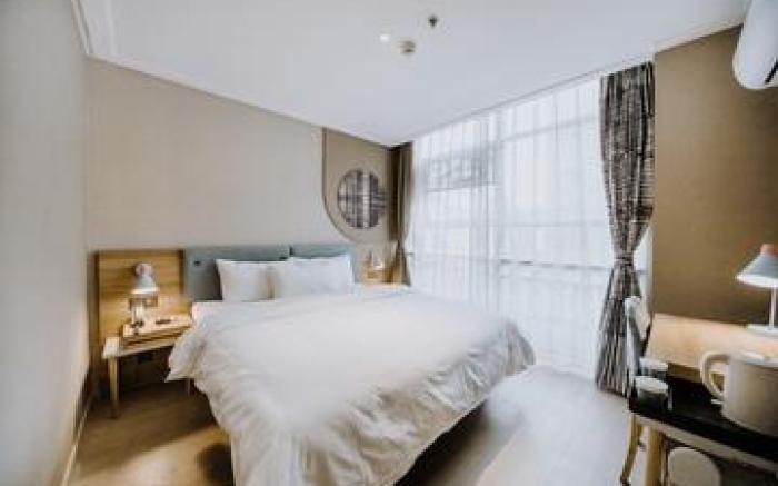 Home Inn Neo Suqian Shuyang Sanpima Commercial Plaza
