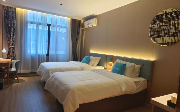 Home Inn Neo Zhangjiagang High-speed Railway Station