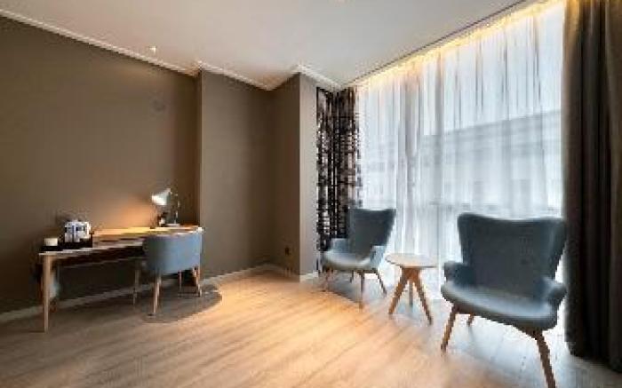 Home Inn Neo Huzhou New World
