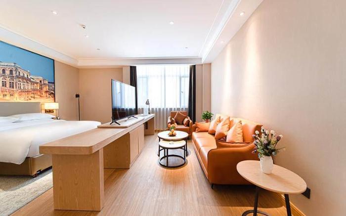 Vienna International Hotel Lanzhou West Passenger Station Old Street Yellow River Tower