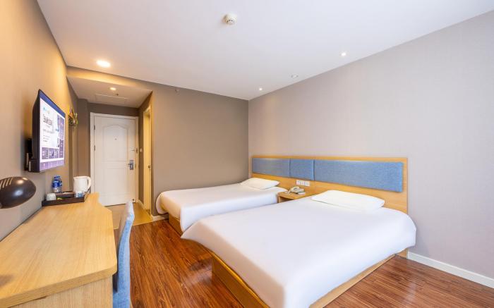 Home Inn Lanzhou Xiguanshizi Lanzhou University 2nd Hospital Xiguan Metro Station