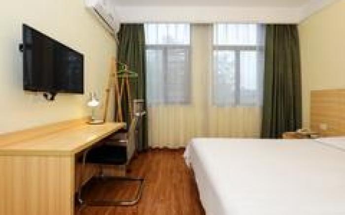 Home Inn Nanchang Bayi Square 2nd Affiliated Hospital