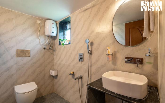 StayVista at Silver Leaf