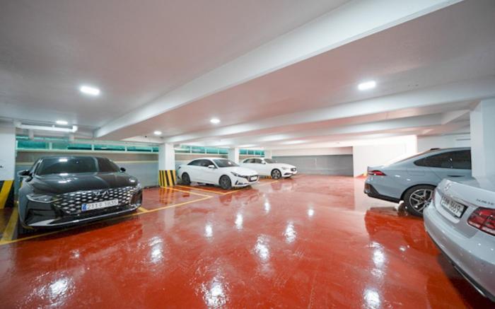 Changwon Palyongdong DEUMEU Hotel