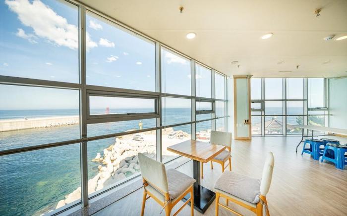 Yeongdeok Ocean View Harbor Stay