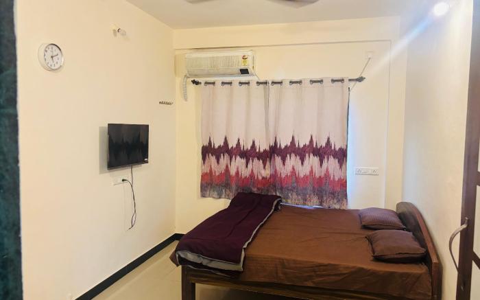 Aashray Guestroom
