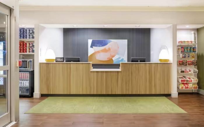 Spark by Hilton Montreal Midtown