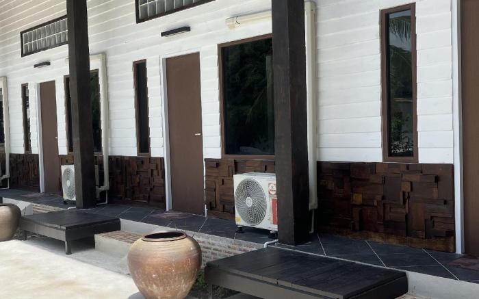 Phimai Pond House