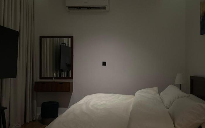 Alnarjes Studio with Master Bed