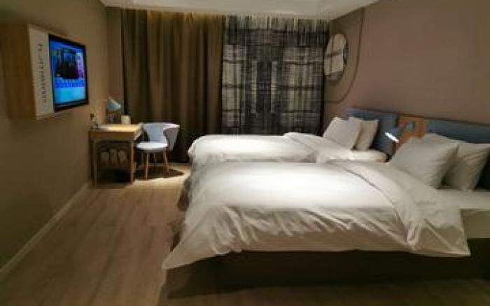 Home Inn Neo Zhumadian Biyang Renmin Road Wenhua Road