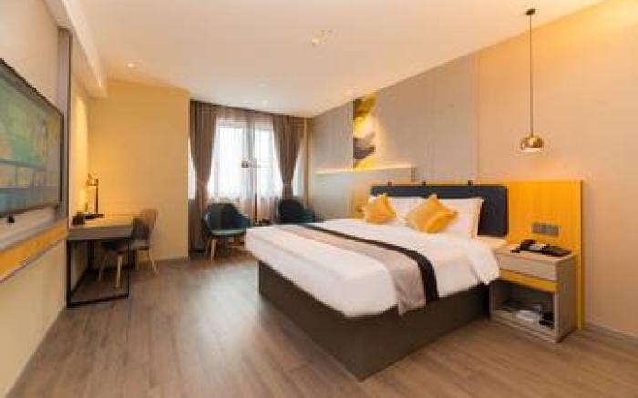 Home Inn Style Kunshan North Gate