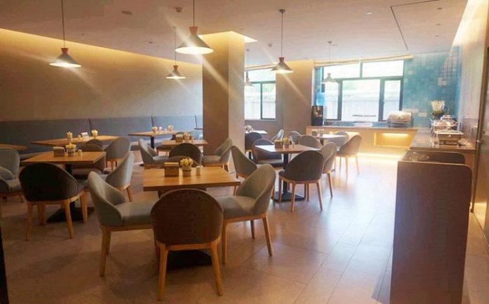 Home Inn Neo Langfang Development Zone Convention Center Sihai Road