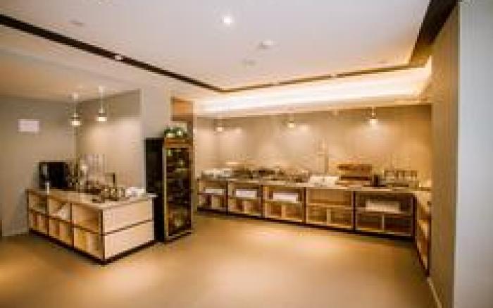 Home Inn Style Langfang High-speed Railway Station Normal College
