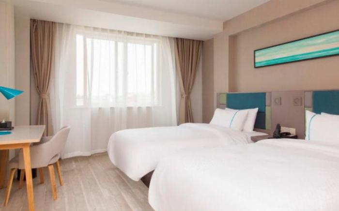 Home Inn Style Tianjin Shizilin Bridge Ancient Culture Street