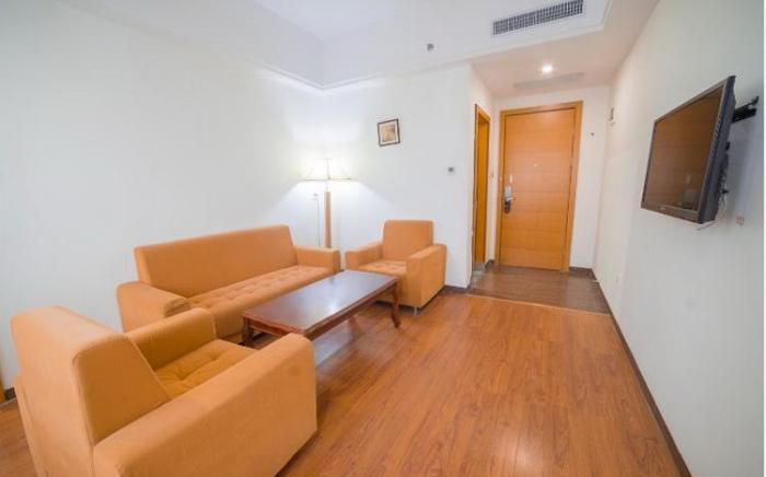 Ease Hotel Yangjiang Yangdong Expressway Exit