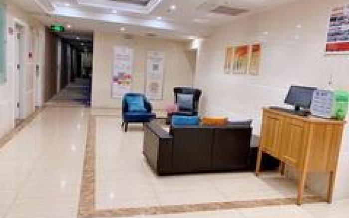 Home Inn Wuhan Zhongnan Road Metro Station Tianzi Plaza