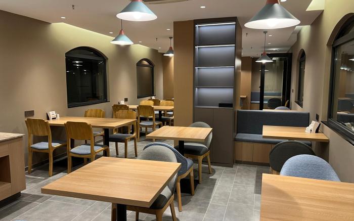 Home Inn Luoyang Zhouwangcheng Plaza Dawei World
