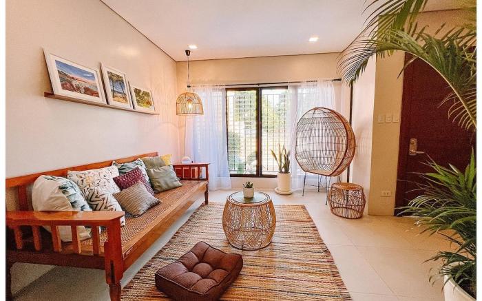 Warm & Cozy Room 2 With Own Balcony Near IT Park