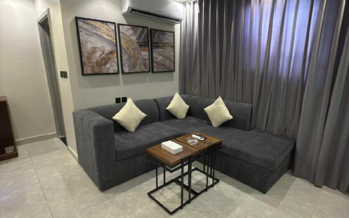 Stylish 1BR • Smart TV • Coffee Bar • Free Parking