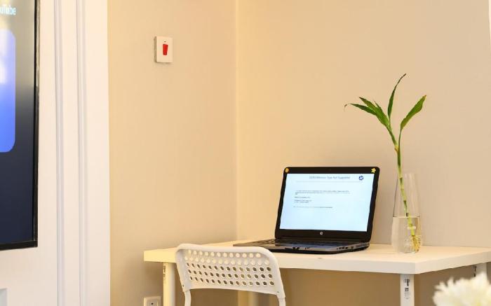 luxurious entire 1bd apt - Self entry
