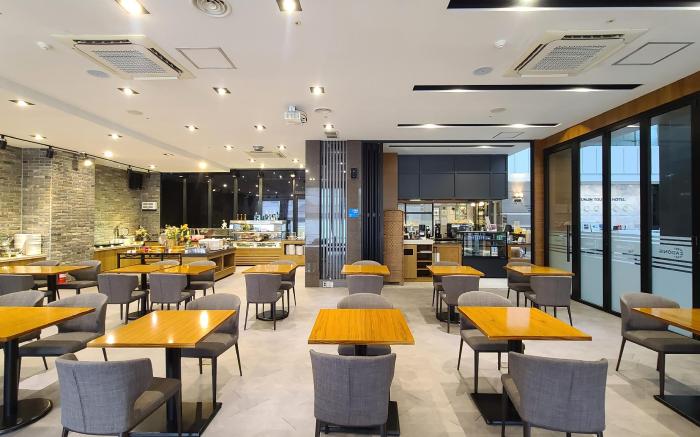 Hyunjin Tourist Hotel