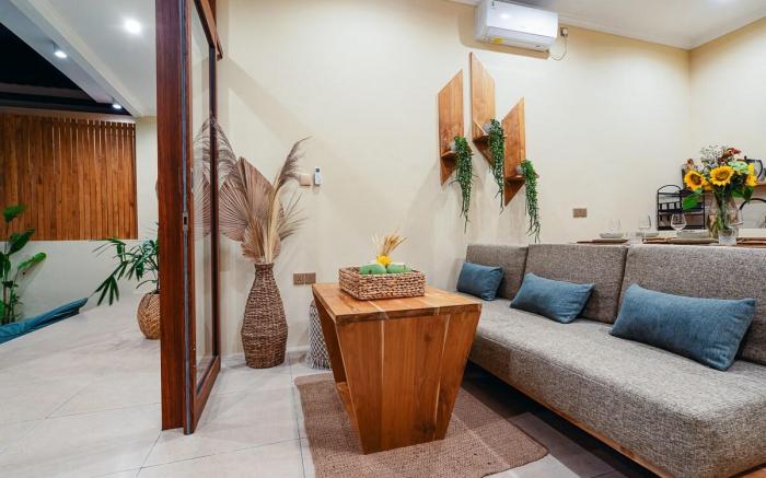 Charming 3BR Villa–Pool, Rice Fields, 10 Min Beach