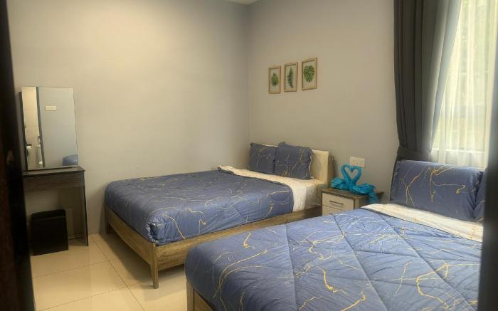 Big Big Big family 4BR side pool view, IPOH