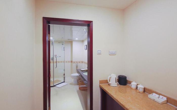 Huatian Hotel