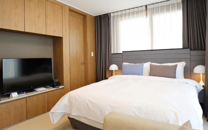 Sokcho Whalejib The Blue Terra Ocean Stay