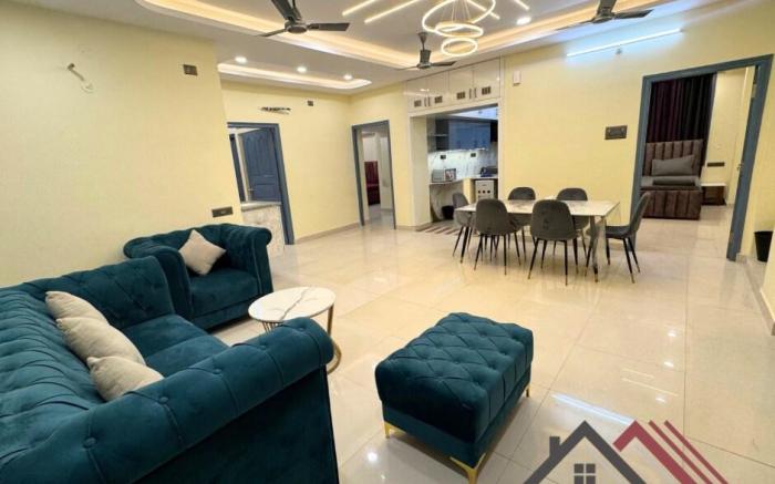 Homely 3BHK Apartment in Tolichowki (by SH)