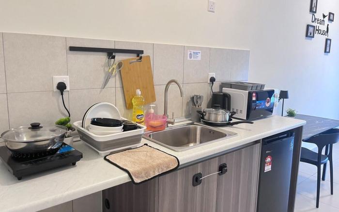 Cyberjaya Garden@6pax | Dual-key | Comfy home