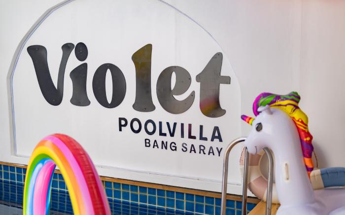 Violet poolvilla