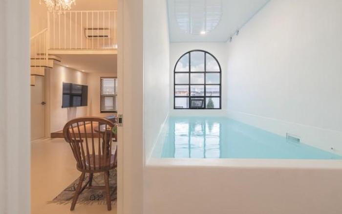 Pool Villa Spring Day