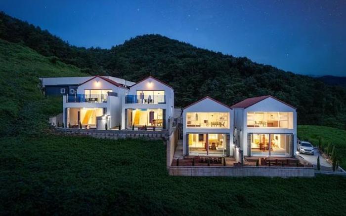 Namhaezimong Drawing Pool Villa