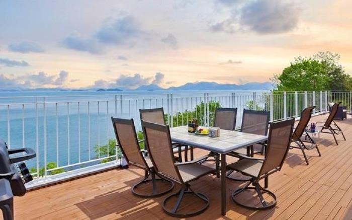 Marine Terrace Pool Villa Pension