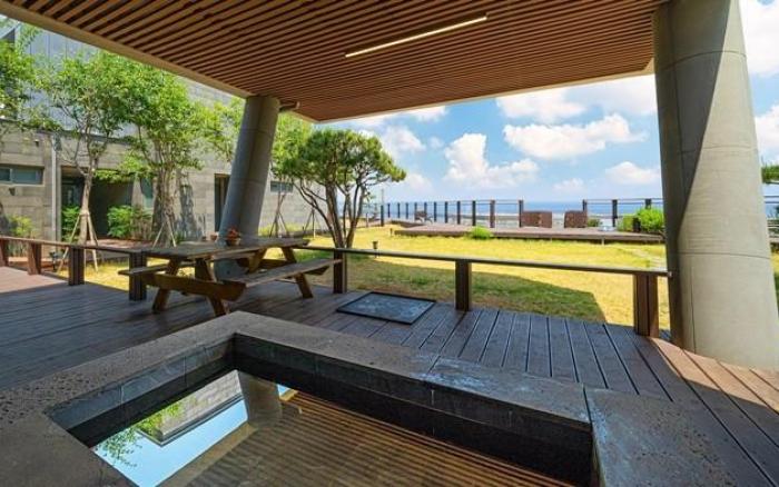 The Cape Poolvilla