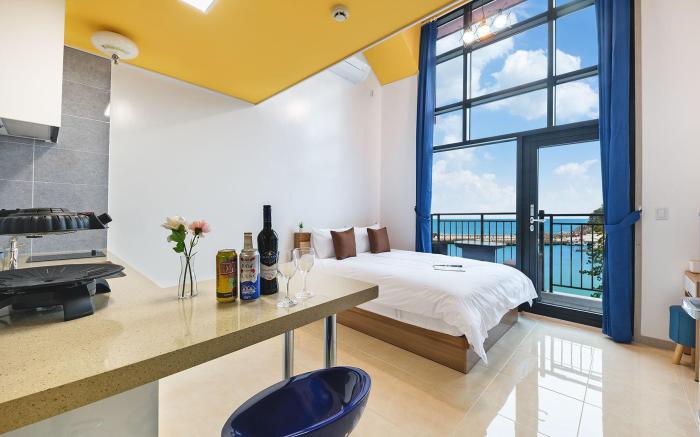 Yeosu Naples House Pension