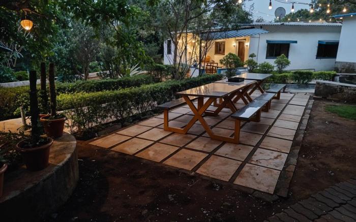 Anand hillside Retreat 3BR Pool Villa by Homeyhuts