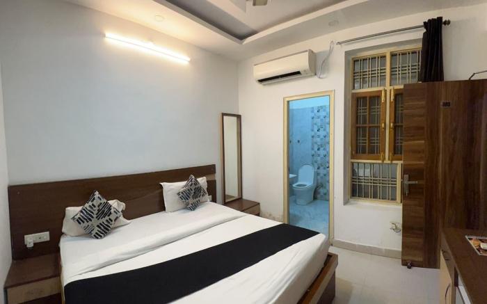Hotel Kiara Inn Rooms and Banquet