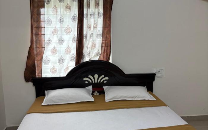 VISHNU HOMESTAY