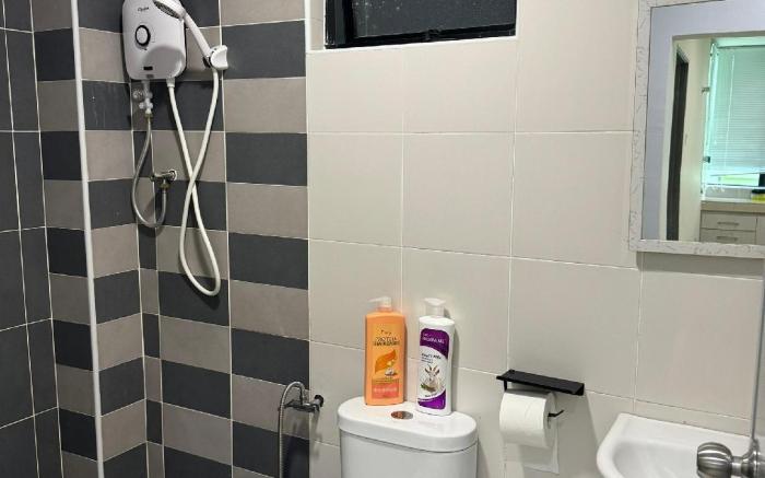 Private Comfort 2BR Manhattan Ipoh 6pax@72(home 4)