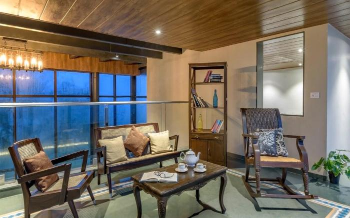 SaffronStays Falcon Hills: 6BHK Veg Luxury Haven