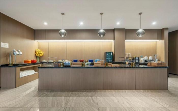 JUYUE HOTEL HONGQIAO AIRPORT